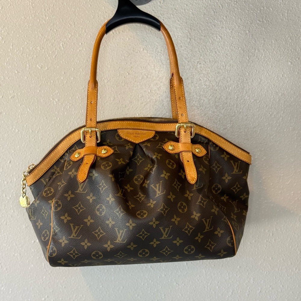Louis Vuitton Tivoli